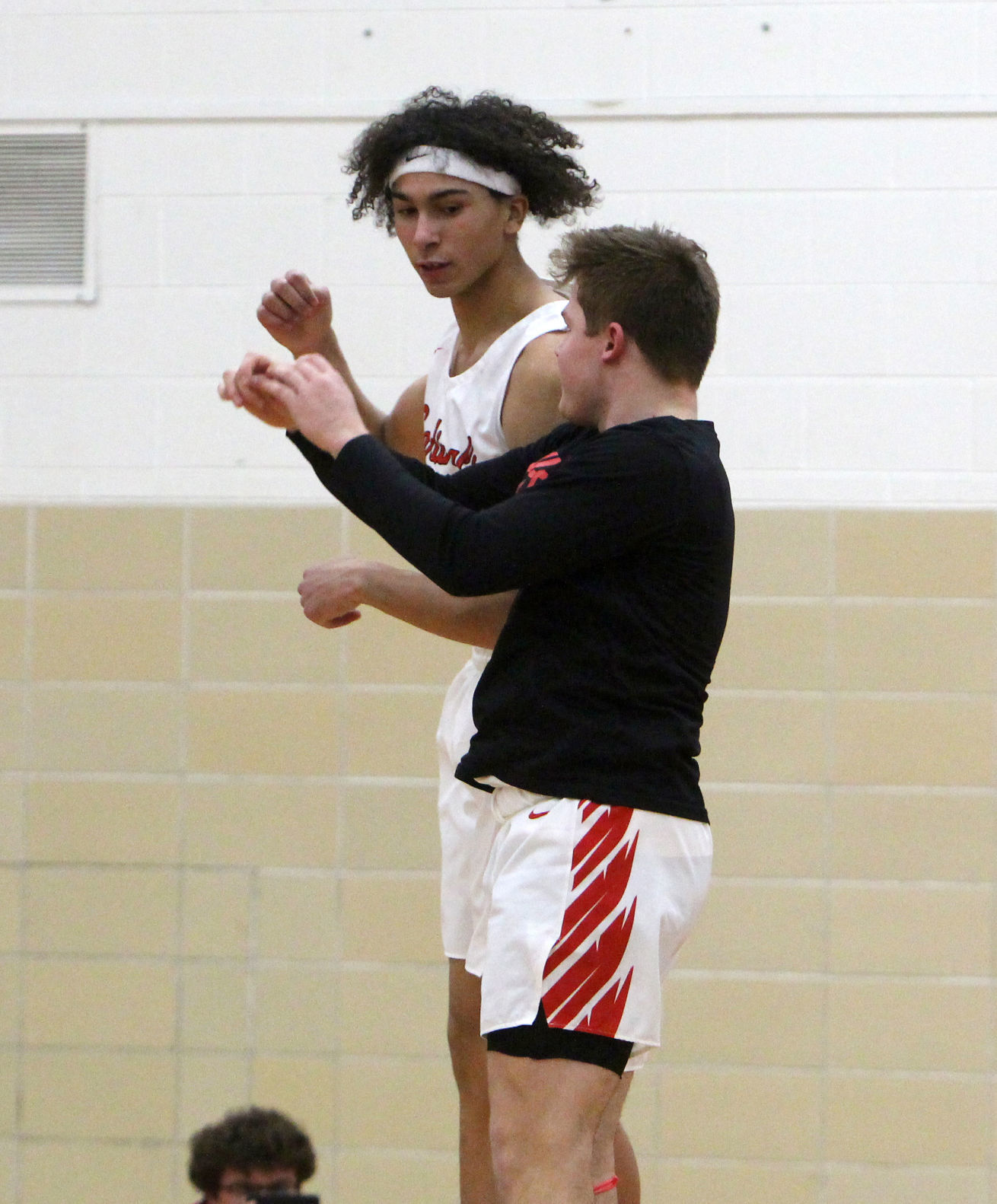 Eau Claire Memorial at Chi-Hi boys basketball 1-4-19